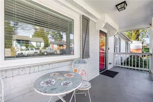 1674 Browning St SW, Atlanta, GA 30314 - Photo 4