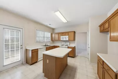 510 Keeneland Avenue, Woodstock, GA 30189 - Photo 6