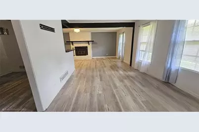 2611 Kings Circle, Lawrenceville, GA 30044 - Photo 8