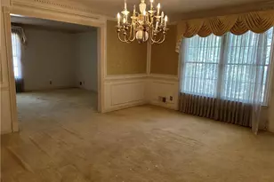 135 Melody Ln, Fayetteville, GA 30215 - Photo 8