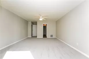 3689 Harvest Dr, Decatur, GA 30034 - Photo 10