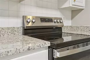 2415 Hamilton Parc Ln, Buford, GA 30519 - Photo 12