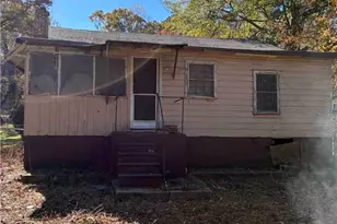 428 Holly Dr, Atlanta, GA 30354 - Photo 4