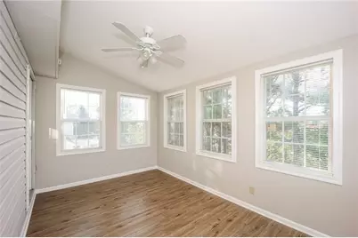 5899 Eagles Feather Lane, Riverdale, GA 30274 - Photo 10