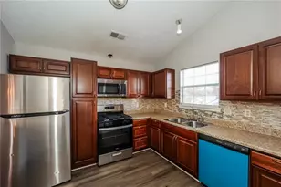 5899 Eagles Feather Ln, Riverdale, GA 30274 - Photo 8