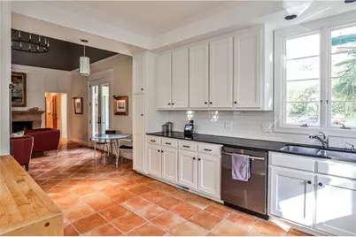 2837 N Hills Drive NE, Atlanta, GA 30305 - Photo 8