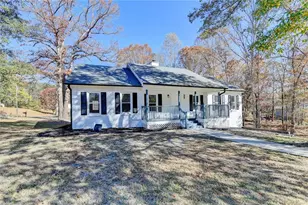 1760 Mountain Ash Ct, Dacula, GA 30019 - Photo 2