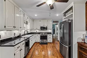 215 Pineywood Rd, Griffin, GA 30224 - Photo 22