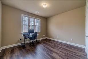 5730 Boulder Ridge Ct, Flowery Branch, GA 30542 - Photo 28