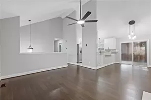 1425 Watercrest Cir, Lawrenceville, GA 30043 - Photo 8