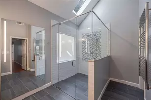 105 Beech Tree Ln, Roswell, GA 30075 - Photo 14