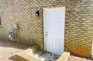 471 Village Green Ct SW, Lilburn, GA 30047 - Photo 32