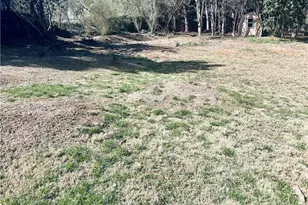 471 Village Green Ct SW, Lilburn, GA 30047 - Photo 34