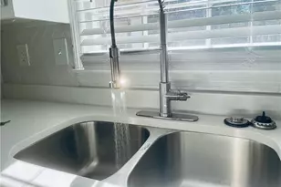 471 Village Green Ct SW, Lilburn, GA 30047 - Photo 10