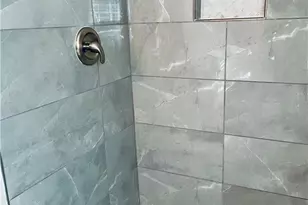 471 Village Green Ct SW, Lilburn, GA 30047 - Photo 18