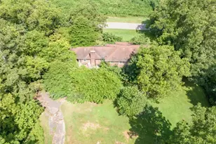 2144 Hog Mountain Rd, Jefferson, GA 30549 - Photo 2