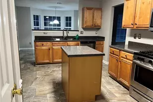 6064 Red Top Loop, Fairburn, GA 30213 - Photo 2