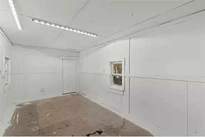 1921 Star Point Road, Carrollton, GA 30116 - Photo 32