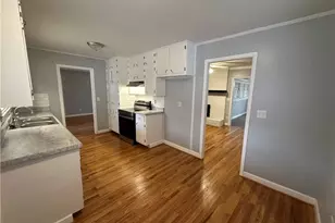 423 Center Circle, Conyers, GA 30094 - Photo 8