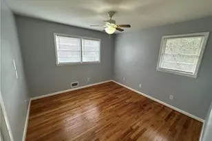 423 Center Circle, Conyers, GA 30094 - Photo 16