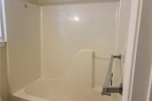 5490 Twin Lakes Dr, College Park, GA 30349 - Photo 8