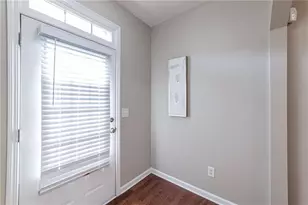 2002 Lakeshore Overlook Cir NW, Kennesaw, GA 30152 - Photo 6