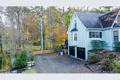 1068 W Mill Drive NW, Kennesaw, GA 30152 - Photo 6