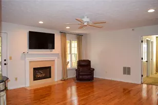 1068 W Mill Dr NW, Kennesaw, GA 30152 - Photo 22