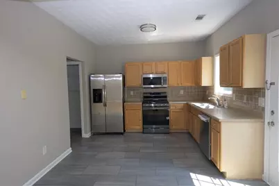 483 Marsh Lake Road, Lawrenceville, GA 30045 - Photo 4