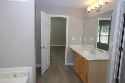 483 Marsh Lake Road, Lawrenceville, GA 30045 - Photo 22