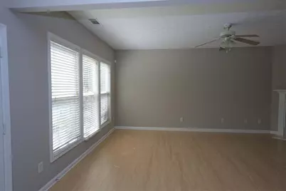 483 Marsh Lake Road, Lawrenceville, GA 30045 - Photo 6