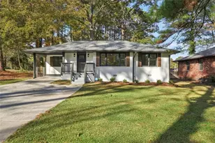 4 Mobley Dr SE, Atlanta, GA 30315 - Photo 1