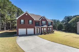 608 Harris Ct, Conyers, GA 30012 - Photo 2