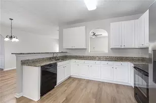 608 Harris Ct, Conyers, GA 30012 - Photo 10