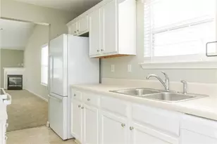 1712 Summerwoods Ln, Griffin, GA 30224 - Photo 6