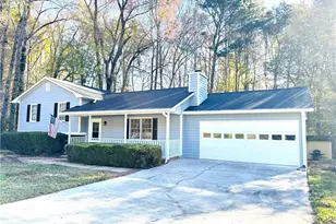 1484 Lakemont Dr, Grayson, GA 30017 - Photo 2