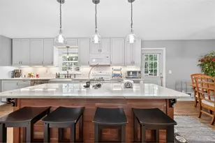 5867 Meadow View Ln, Flowery Branch, GA 30542 - Photo 10