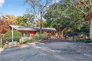 32 McDonough St, Hampton, GA 30228 - Photo 16