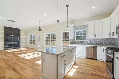 1620 Derry Avenue SW, Atlanta, GA 30310 - Photo 12