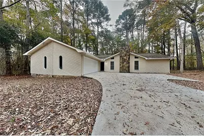 4116 Wendell Way, Snellville, GA 30039 - Photo 1
