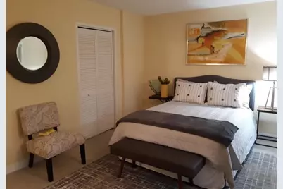 300 W Peachtree Street #3I, Atlanta, GA 30308 - Photo 18