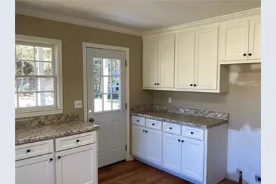 121 Foster Avenue W, Dallas, GA 30132 - Photo 10