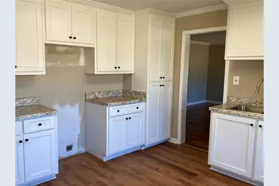 121 Foster Avenue W, Dallas, GA 30132 - Photo 8