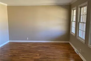 121 Foster Ave W, Dallas, GA 30132 - Photo 4