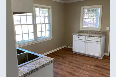 121 Foster Avenue W, Dallas, GA 30132 - Photo 6