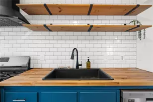 2502 Wildrose Cir, Lawrenceville, GA 30044 - Photo 14