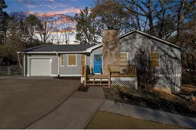 2502 Wild Rose Circle, Lawrenceville, GA 30044 - Photo 2