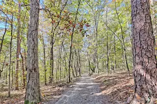 2146 Bend N Hickory Rd, Toccoa, GA 30577 - Photo 32