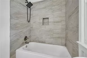 1579 Mozley Pl SW, Atlanta, GA 30314 - Photo 18