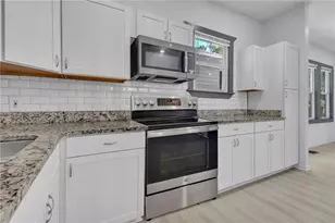 1579 Mozley Pl SW, Atlanta, GA 30314 - Photo 10